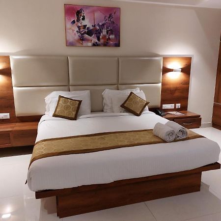 Hotel Tranquil Manipal Exteriér fotografie
