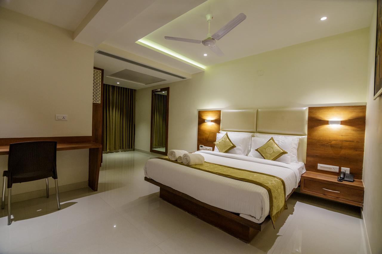Hotel Tranquil Manipal Exteriér fotografie
